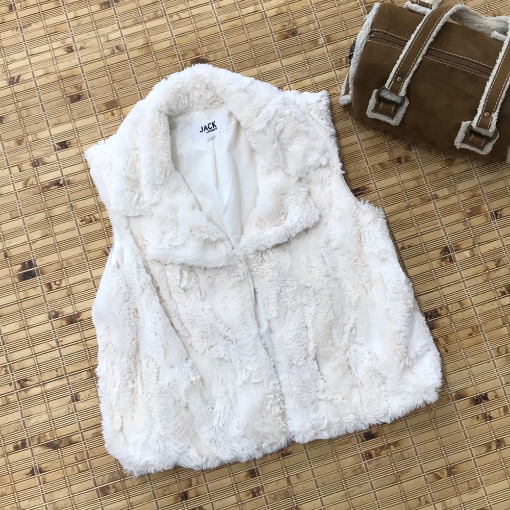 Jack by BB Dakota White Faux Fur Vest size small